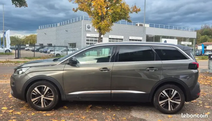 Peugeot 5008 2019 photo 4