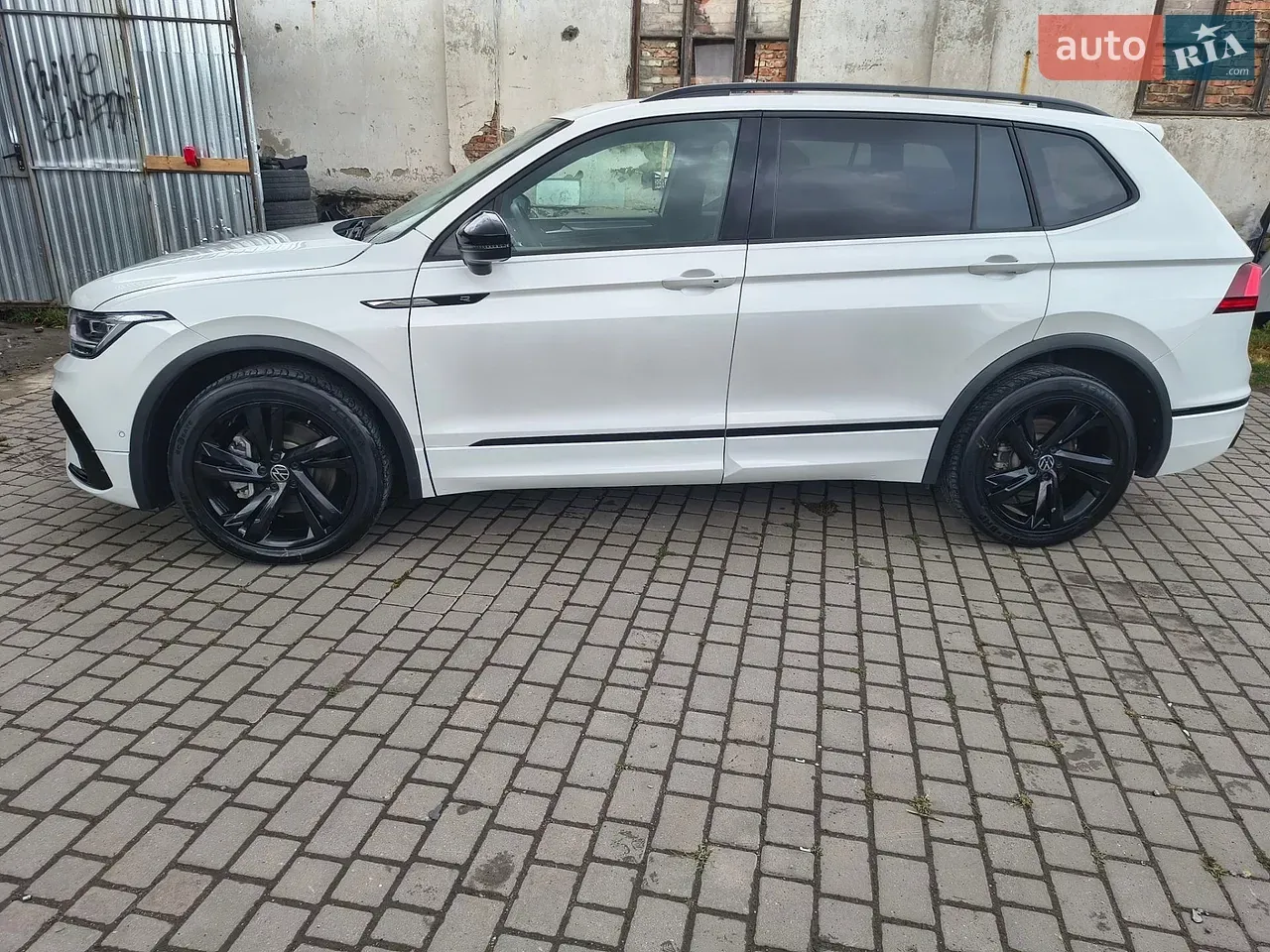 Volkswagen Tiguan 2023 photo 4