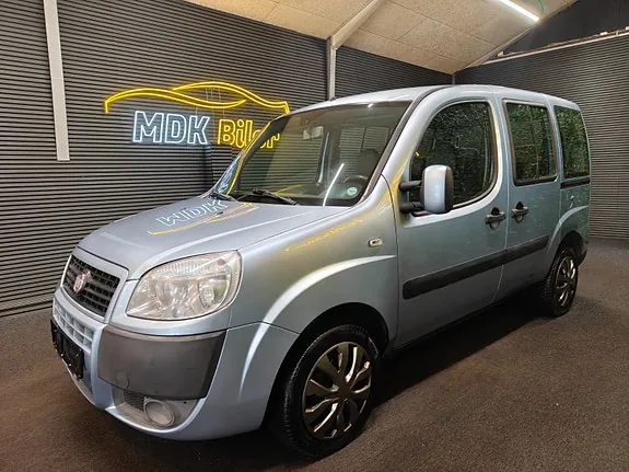 Fiat Doblo 2008 photo 2