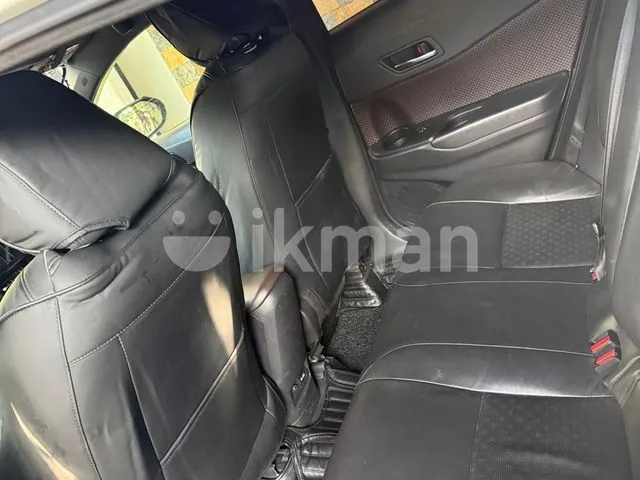 Toyota C-Hr 2017 photo 4