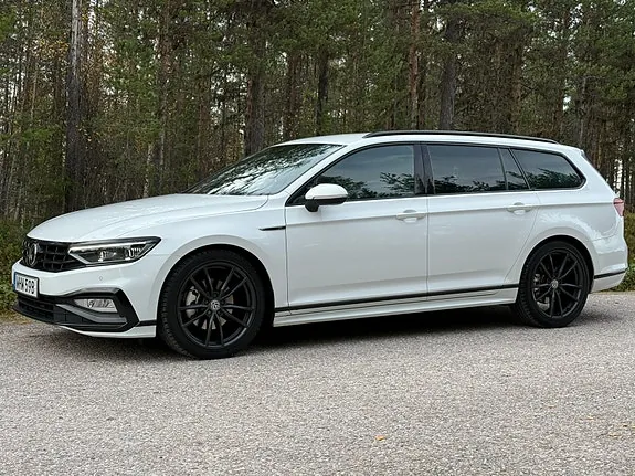Volkswagen Passat 2020 photo 2