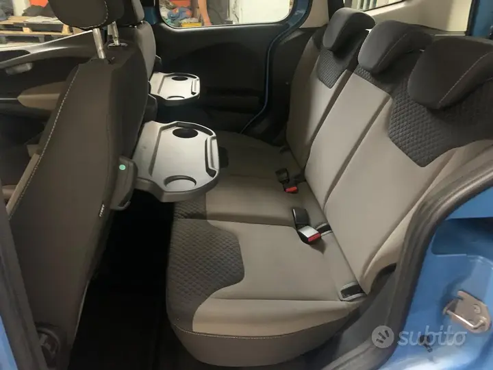 Ford Tourneo Courier 2018 photo 5