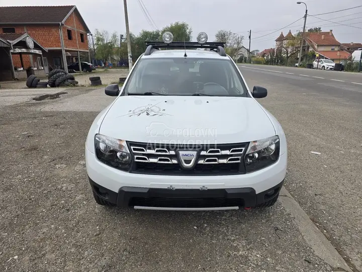 Dacia Duster 2013 photo 4