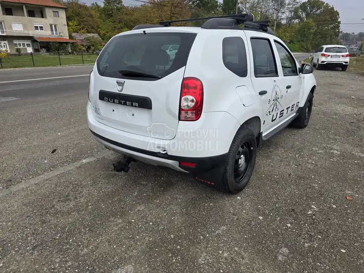 Dacia Duster 2013 photo 5