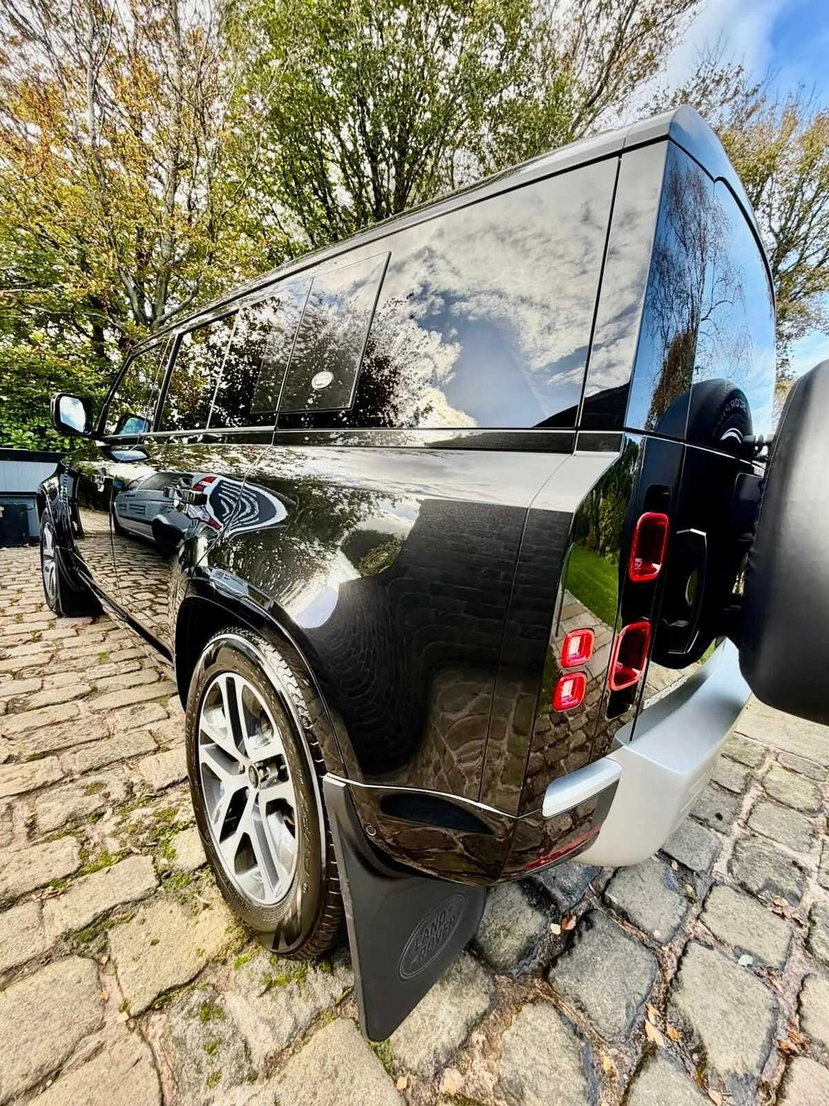 Land Rover Defender 110 2022 photo 4