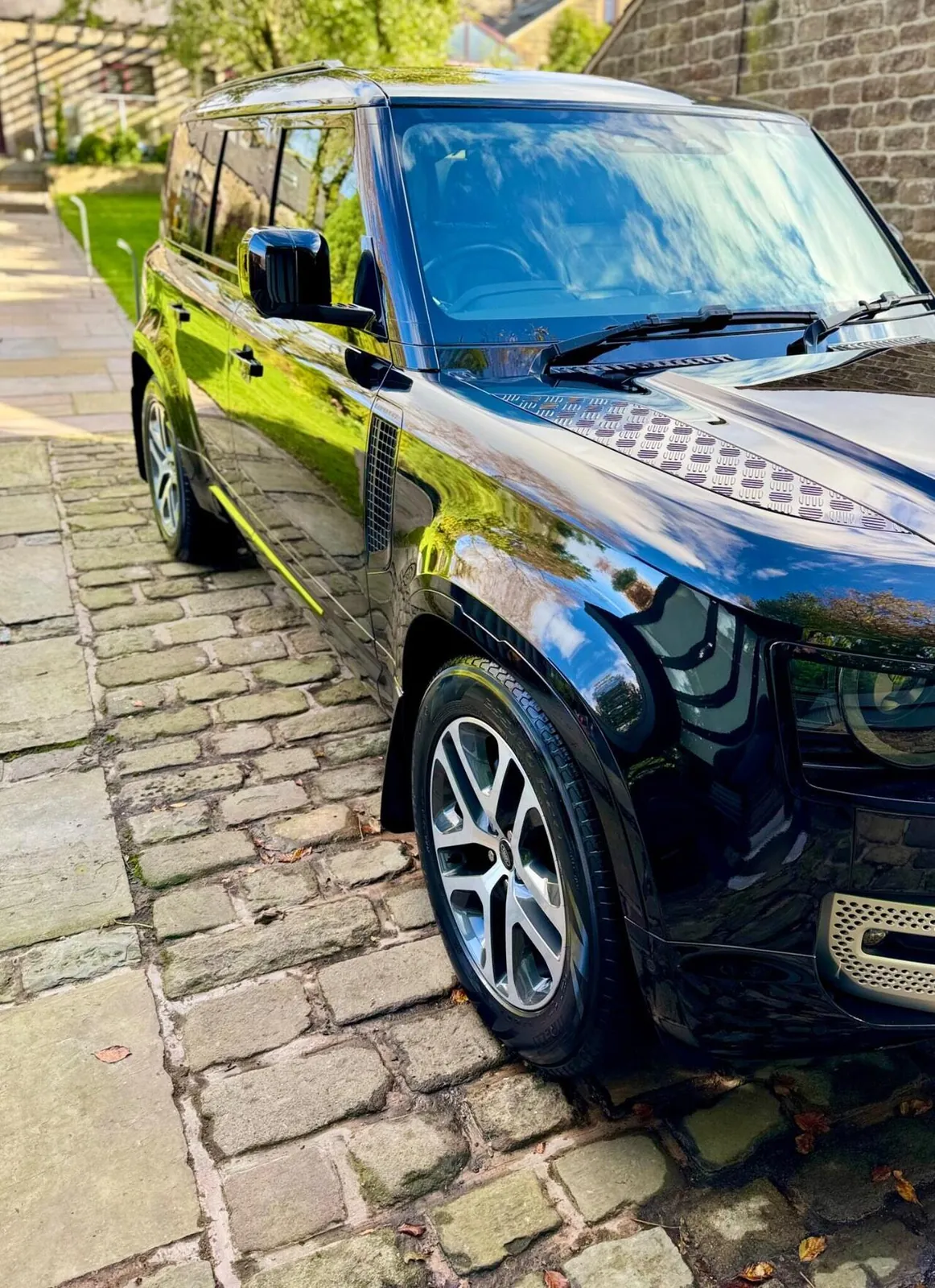 Land Rover Defender 110