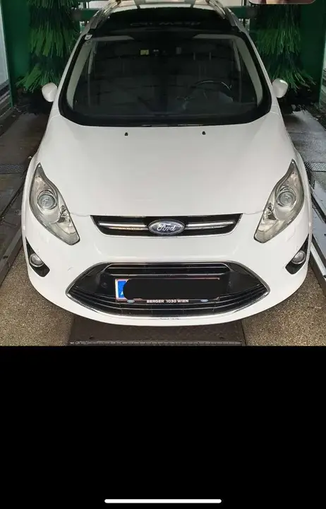 Ford C-Max 2013 photo 2