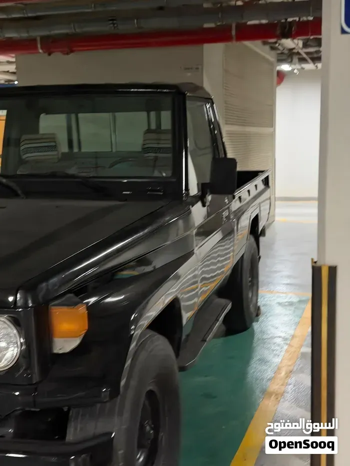 Toyota Land Cruiser 1990 photo 3