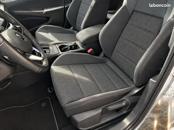 Volkswagen T-Roc 2021 photo 3