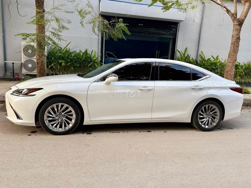 Lexus Es 2021 photo 2