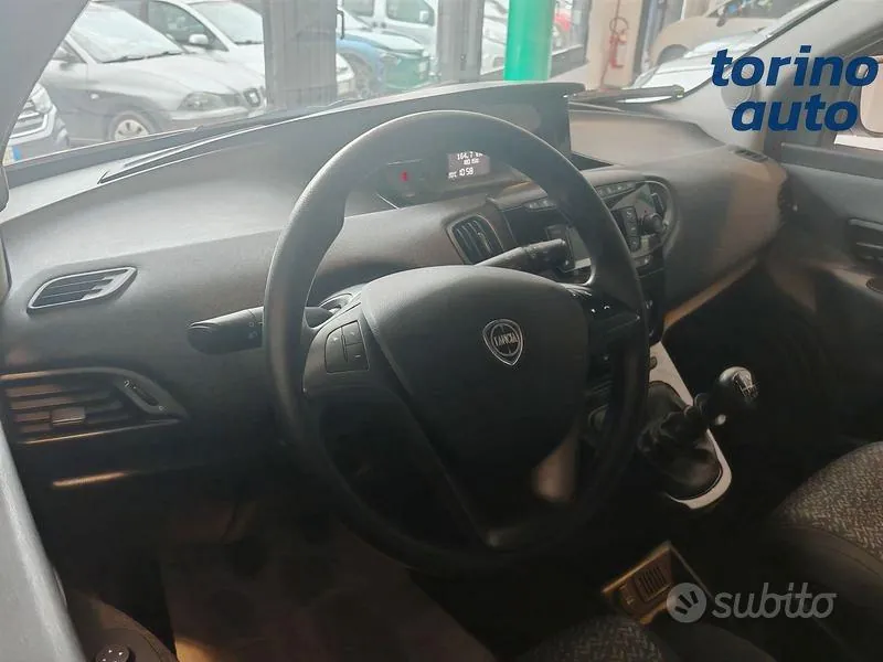 Lancia Ypsilon 2023 photo 5