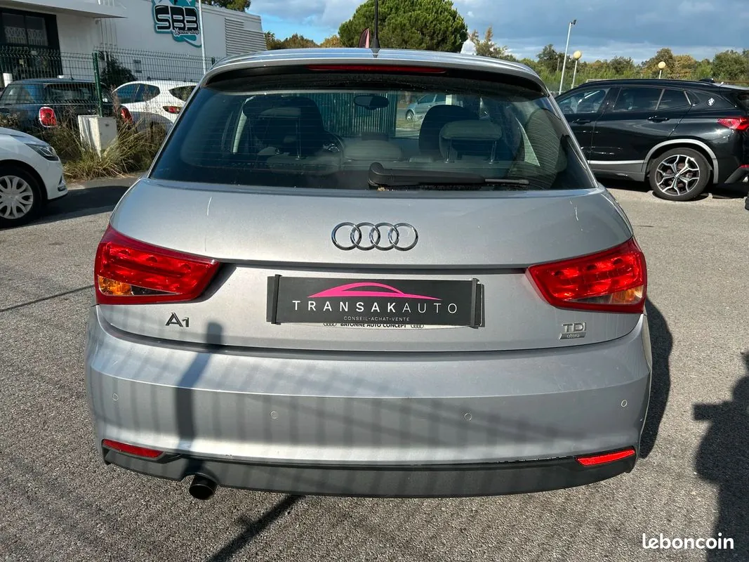 Audi A1 2015 photo 4