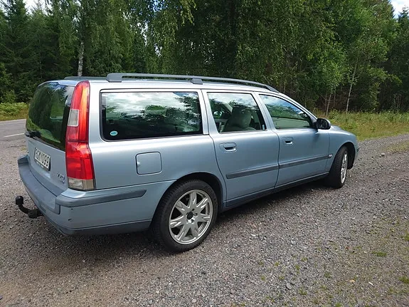 Volvo V70 2000 photo 3