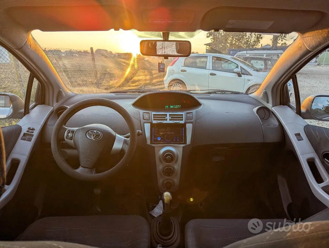 Toyota Yaris 2006 photo 5