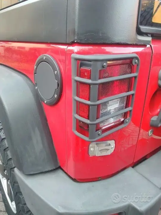 Jeep Wrangler 2011 photo 3