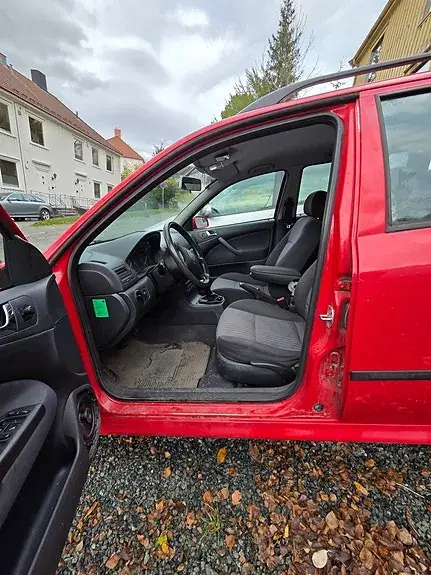 Skoda Octavia 2003 photo 3
