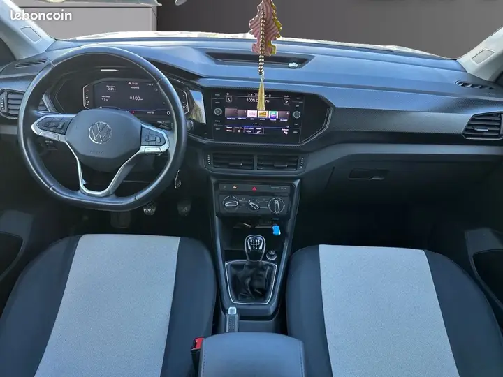 Volkswagen T-Cross 2022 photo 2