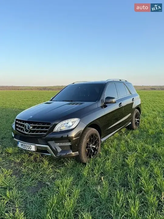 Mercedes-Benz M-Class 2013 photo 3