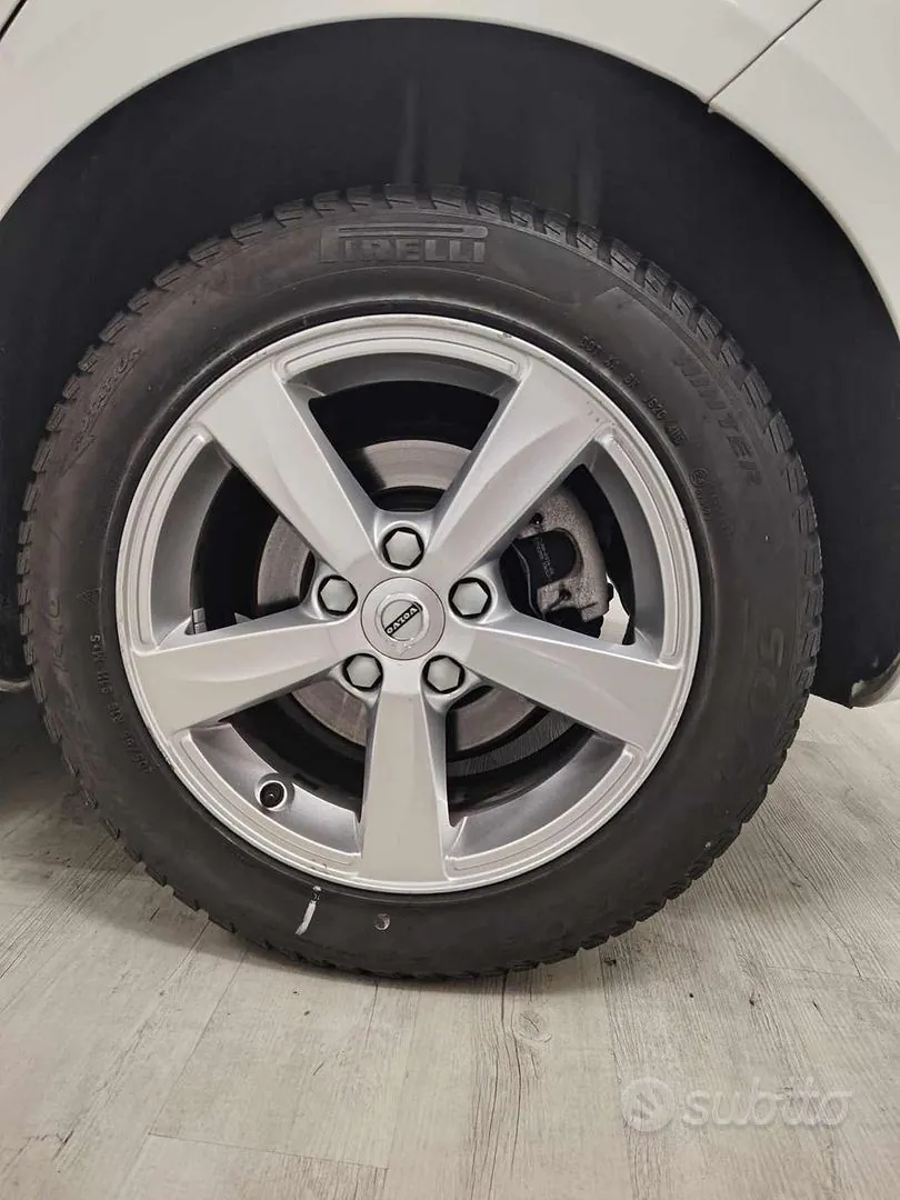 Volvo V40 2016 photo 5