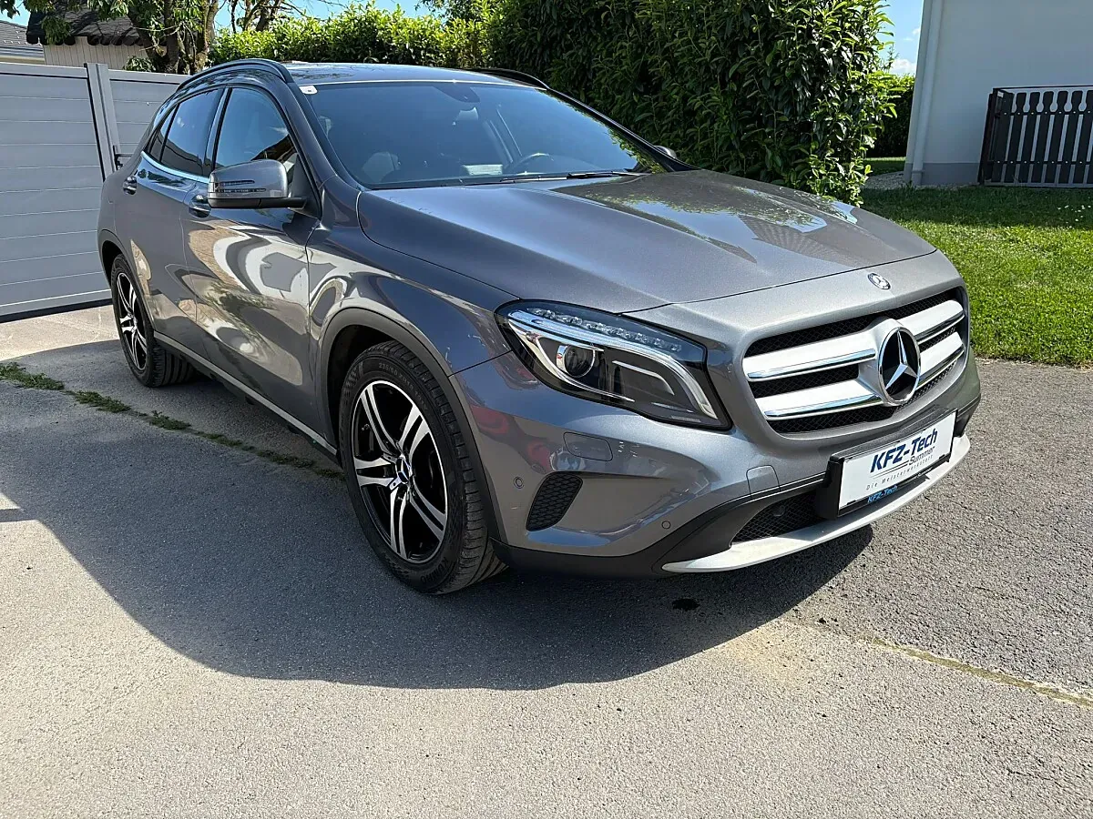 Mercedes-Benz Gla Class 2014 photo 2