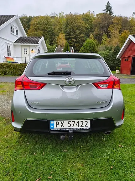 Toyota Auris 2013 photo 4
