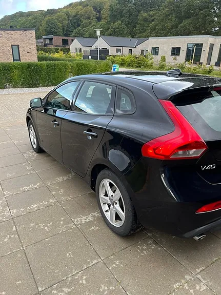 Volvo V40 2012 photo 5