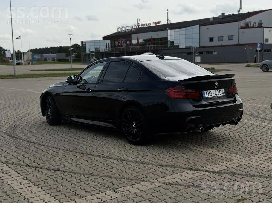 BMW 330D 2013 photo 4