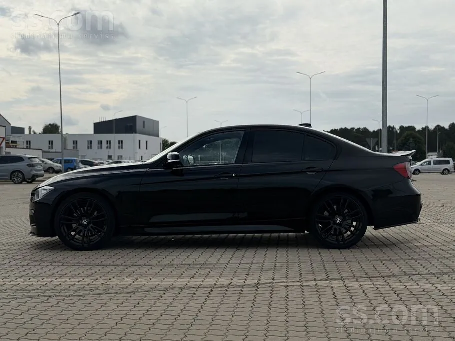 BMW 330D 2013 photo 5