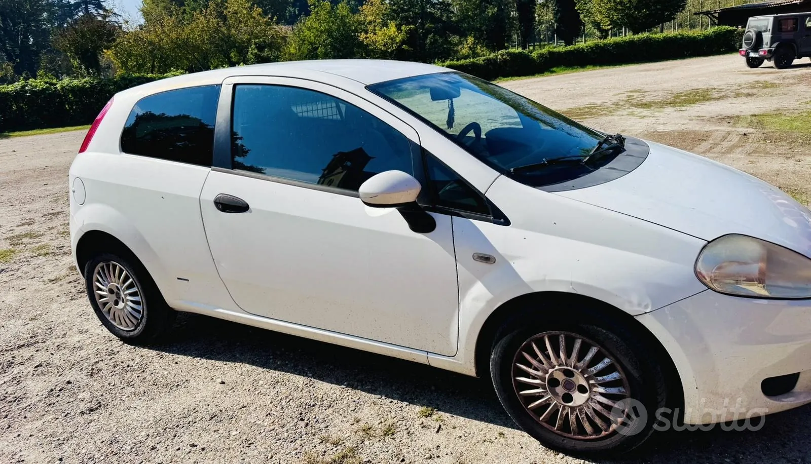 Fiat Grande Punto 2007 photo 4