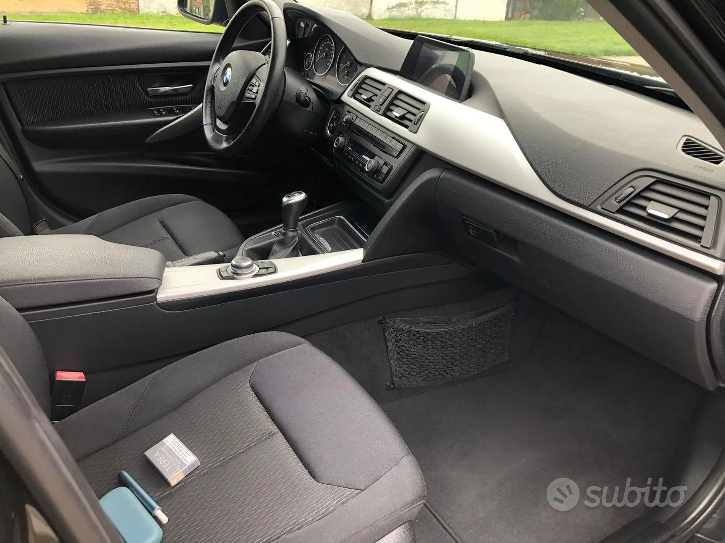 BMW 318 2014 photo 3
