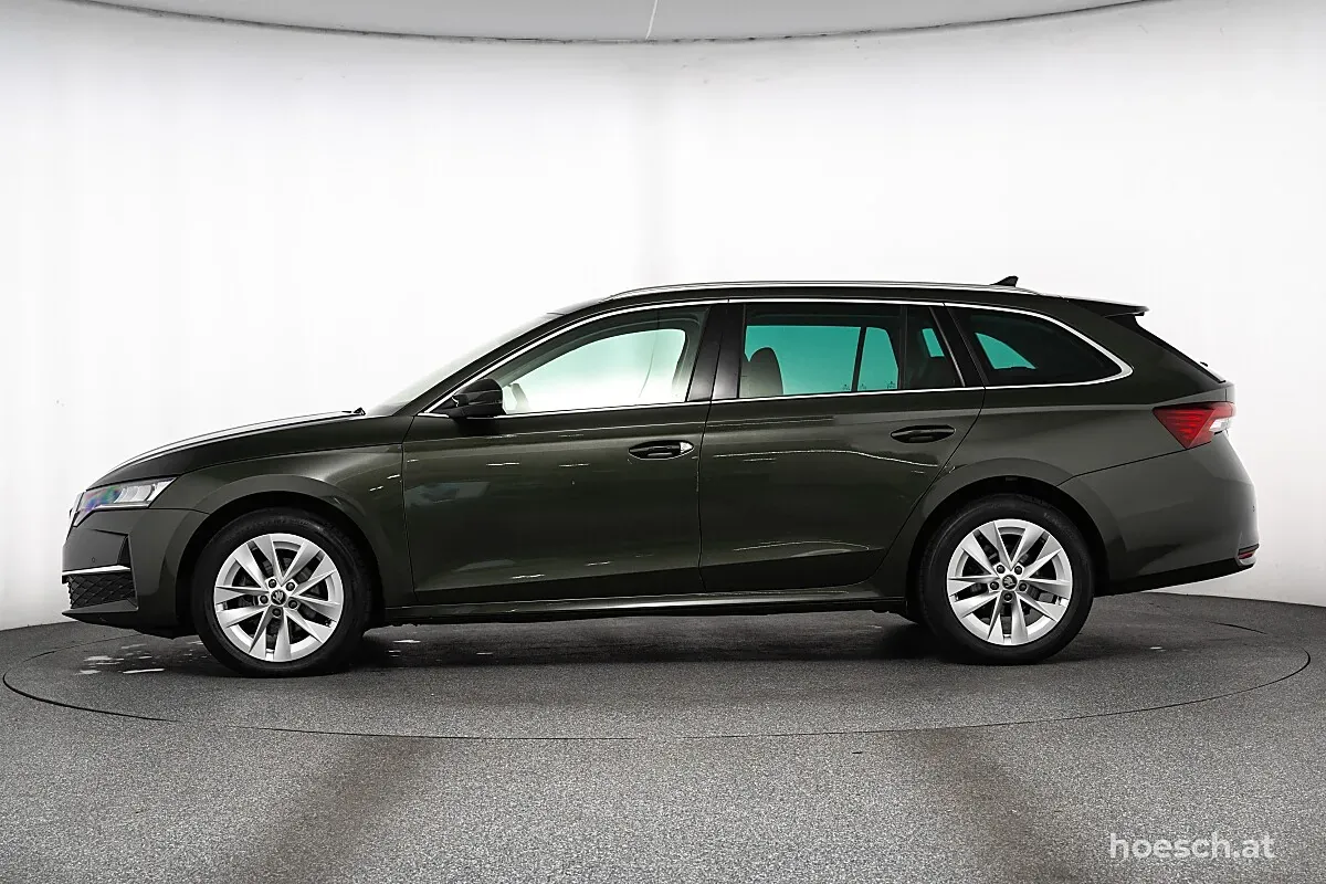 Skoda Octavia 2025 photo 3