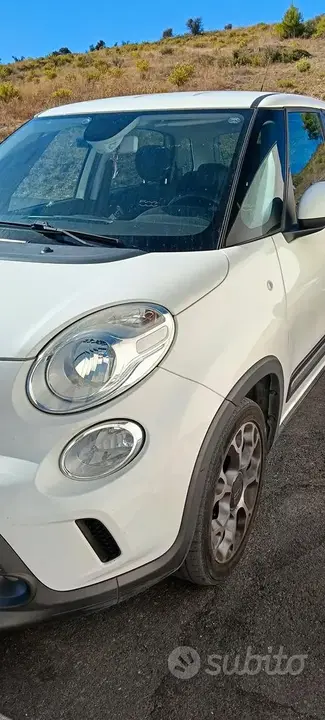 Fiat 500L 2014 photo 4