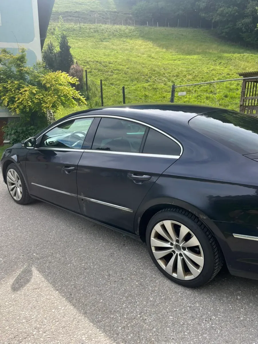 Volkswagen Passat Cc 2010 photo 3