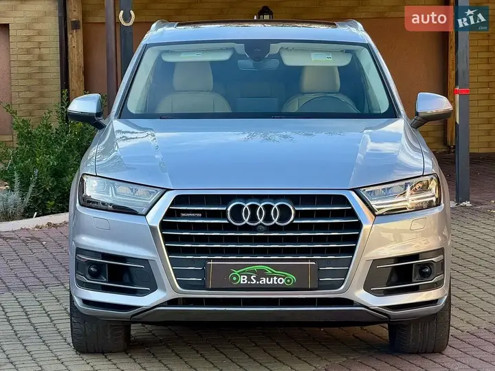 Audi Q7 2019 photo 5