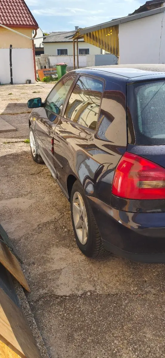 Audi A3 1998 photo 2