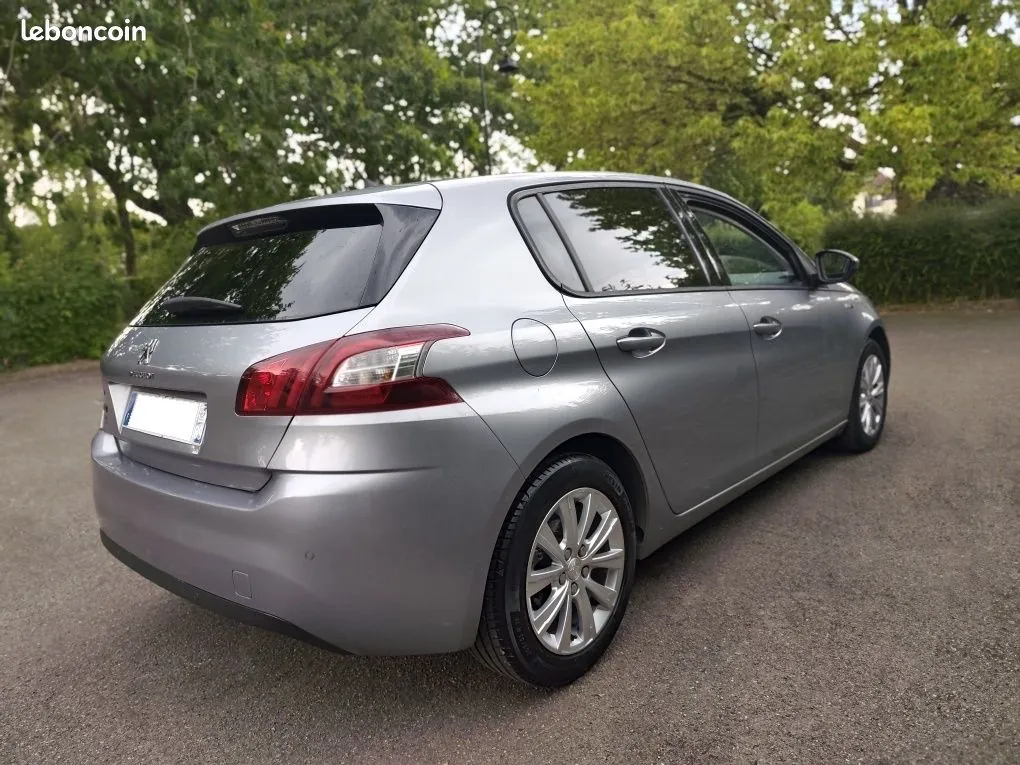 Peugeot 308 2017 photo 3