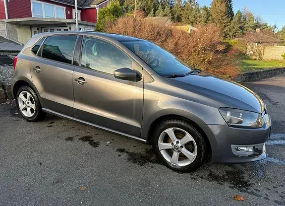 Volkswagen Polo 2010 photo 4