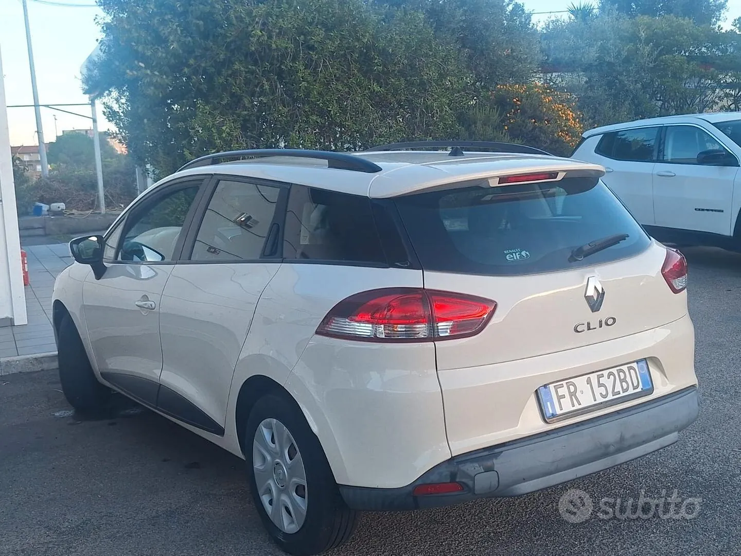 Renault Clio 2018 photo 2