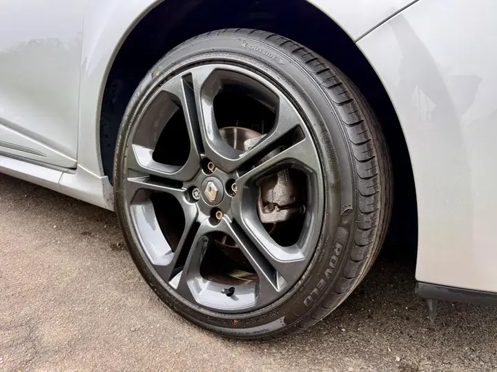 Renault Clio 2018 photo 3