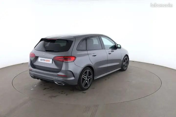 Mercedes-Benz B-Class 2019 photo 3