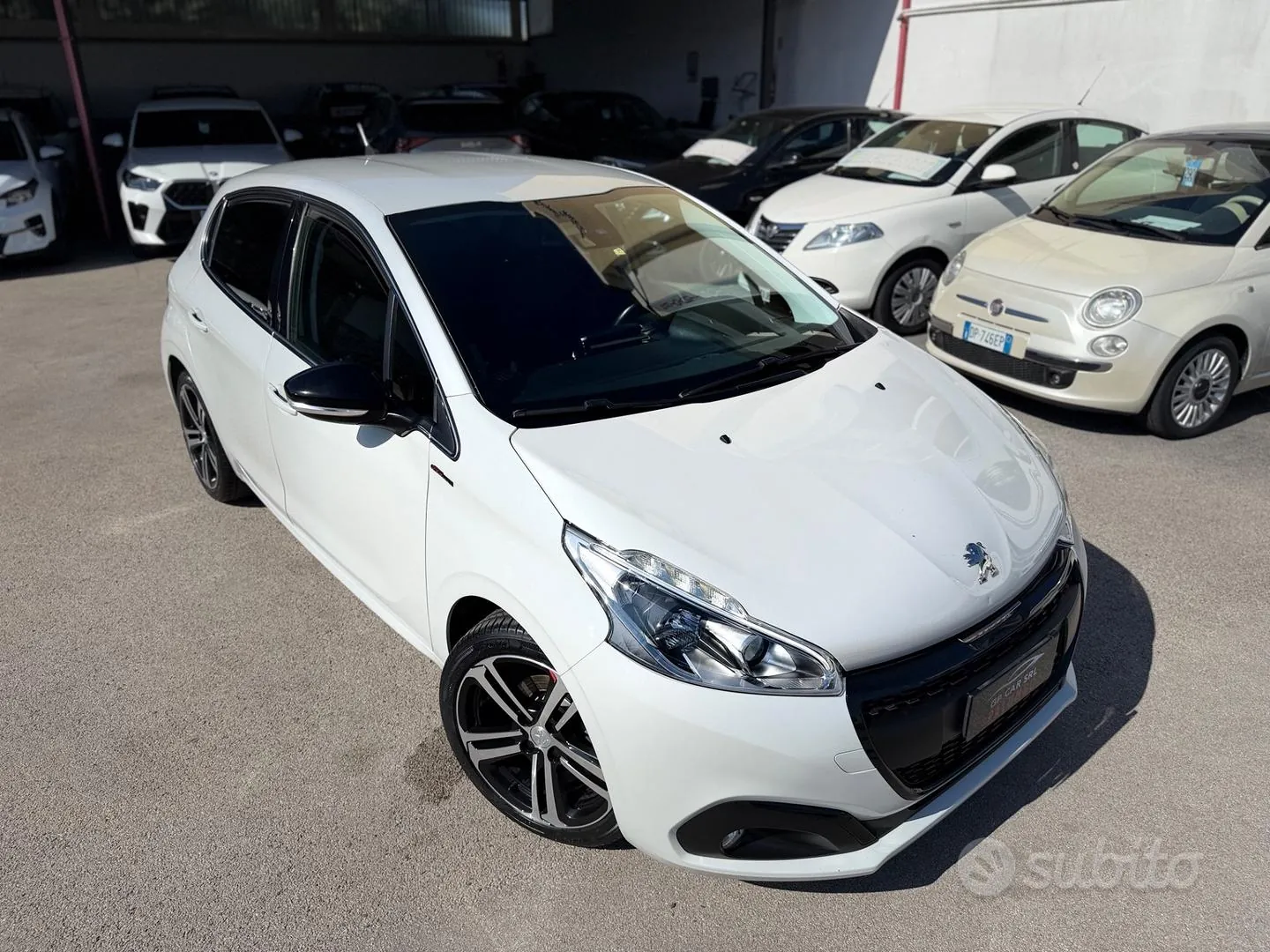 Peugeot 208 2018 photo 4