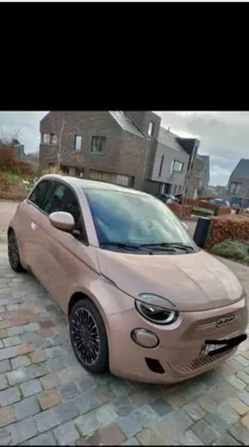 Fiat 500E