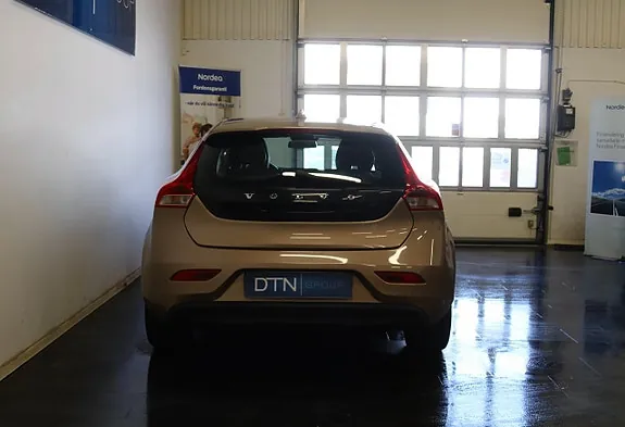 Volvo V40 2013 photo 4