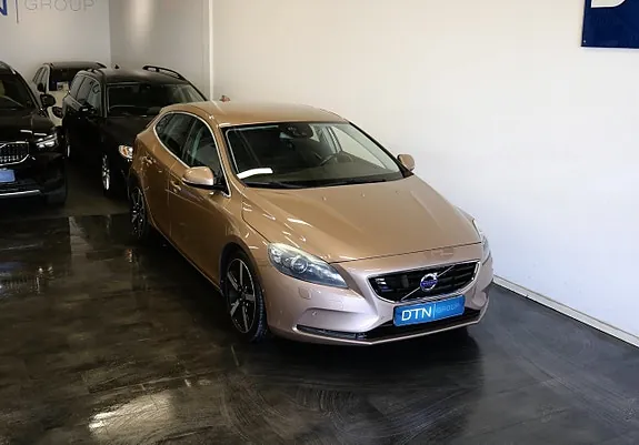 Volvo V40 2013 photo 5