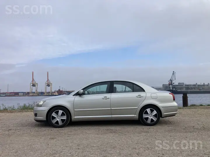 Toyota Avensis 2008 photo 3