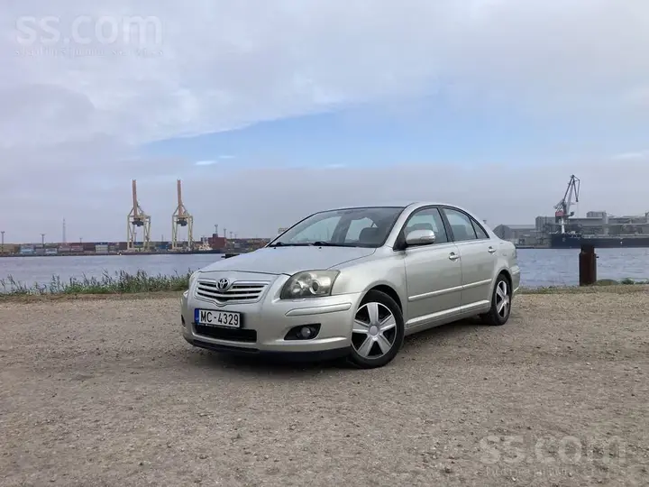 Toyota Avensis
