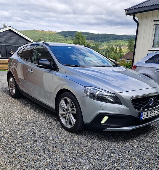 Volvo V40 Cross Country 2015 photo 3