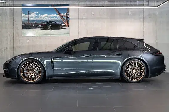 Porsche Panamera 2018 photo 2