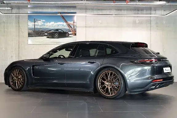 Porsche Panamera 2018 photo 3