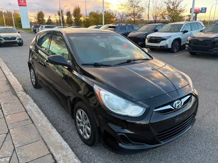 Hyundai Accent 2014 photo 3